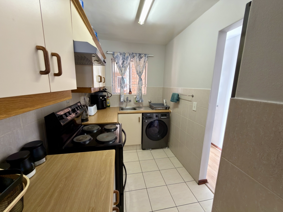 2 Bedroom Property for Sale in Durbanville Western Cape